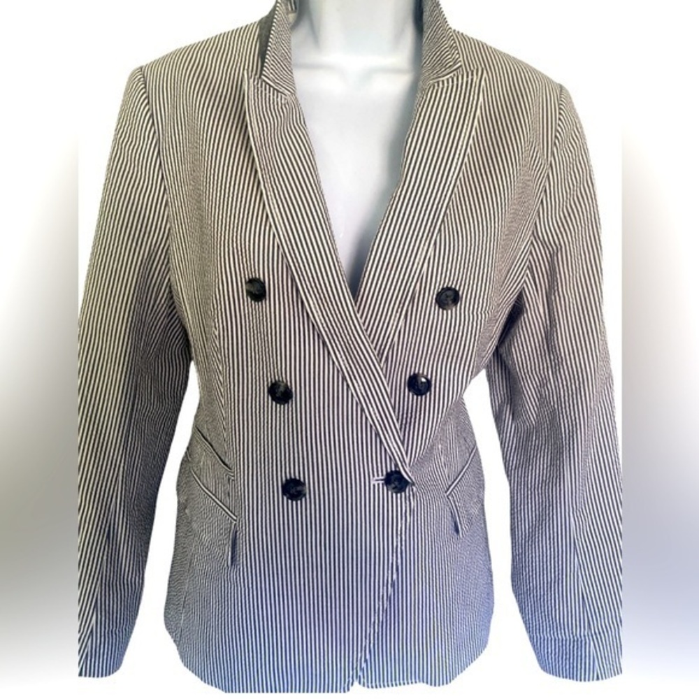 Banana Republic Seersucker Jacket -12 gray white. Cotton spandex